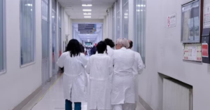 Medici a gettone, ricette e ritocchi estetici dal dentista: le novità in arrivo per dottori e pazienti