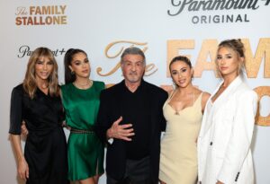 Sei sveglio? Sylvester Stallone è dietro gli sms di rottura delle figlie