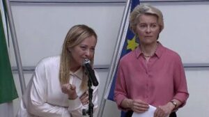 Meloni irritata con i giornalisti: “Vi interessa molto, ma io prima penso ai soldi poi al commissario”