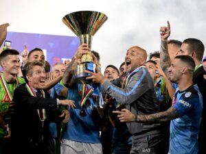 Il Napoli saluta Spalletti. E Simeone porta Diego dentro al Maradona