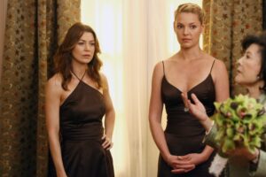 Ellen Pompeo e Katherine Heigl raccontano di aver lasciato “Grey’s Anatomy”: “Lo stress è stress”