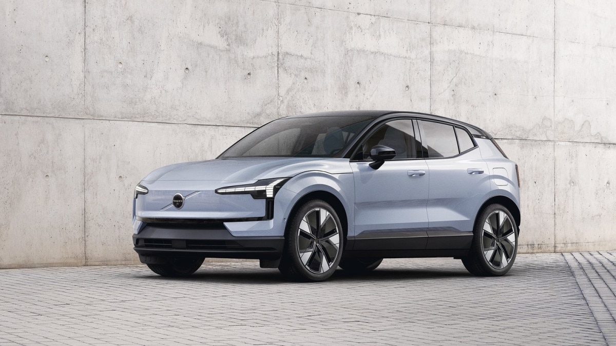Volvo EX30: le versioni, i prezzi e le rivali