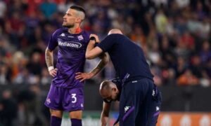 Fiorentina, Biraghi ferito da un tifoso del West Ham: ‘Spero che qualcuno faccia il proprio lavoro’