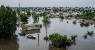 Guerra Ucraina – Russia, le notizie di oggi. Zelensky nella regione di Kherson allagata: “Ricostruiremo”. Kiev: “A Bakhmut iniziata la controffensiva”