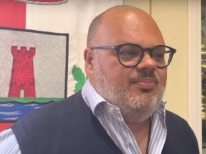 “Fino a mille euro”. Se i ragazzi fanno i bulli il sindaco multa i genitori