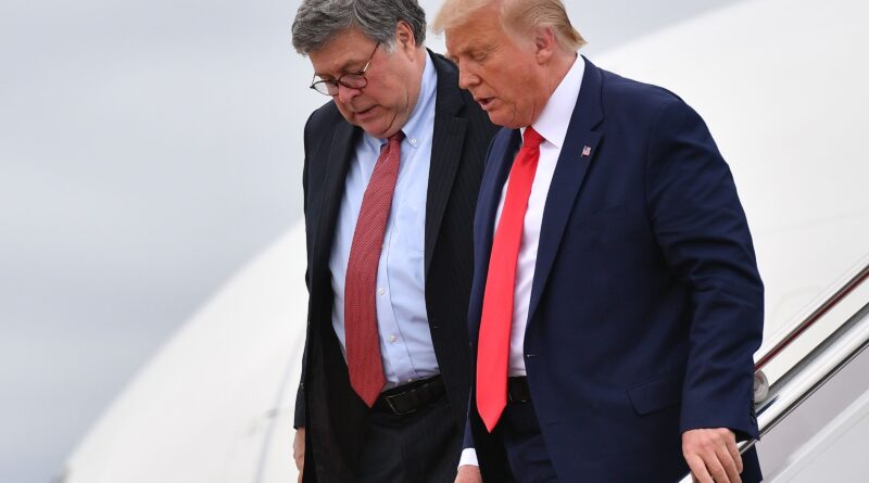 “Se anche solo la metà è vera, è fritto”: Bill Barr sull’incriminazione di Trump