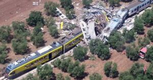 Scontro fra treni in Puglia: per i giudici fu “errore umano”. Due condanne e 14 assoluzioni