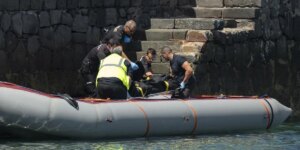 Due persone migranti sono morte e trentasette sono disperse a causa del naufragio di un gommone diretto alle Canarie, in Spagna