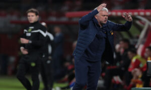 Roma, Mourinho pronto a scusarsi con gli arbitri per evitare la squalifica