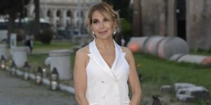 La conduttrice tv Barbara d’Urso non lavorerà più alla sua storica trasmissione, “Pomeriggio Cinque”