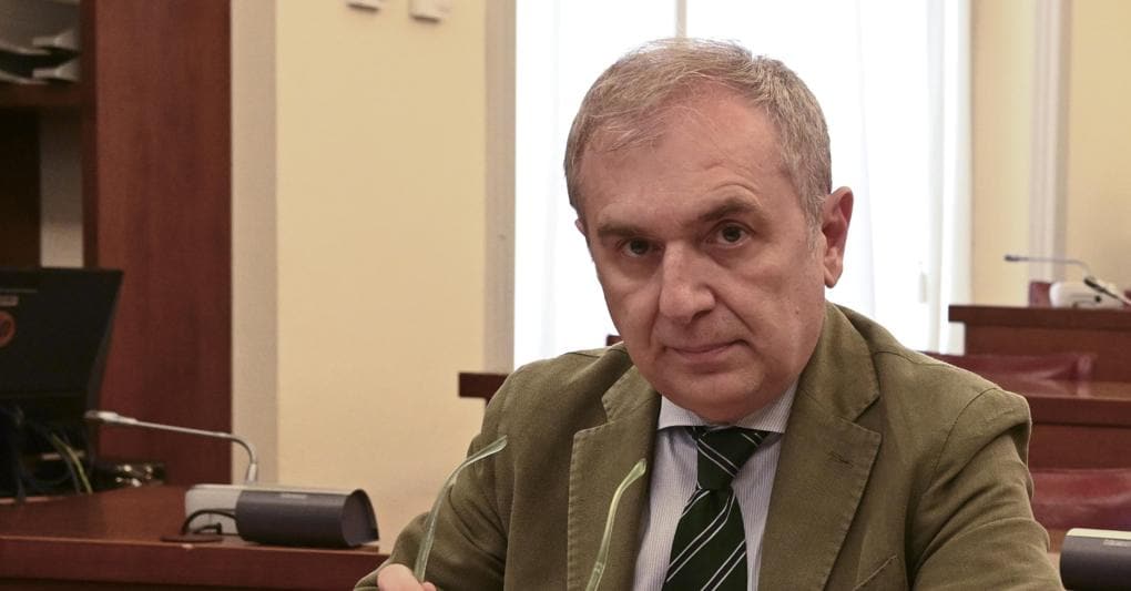 Anm: dal Governo e dal ministero delegato della magistratura