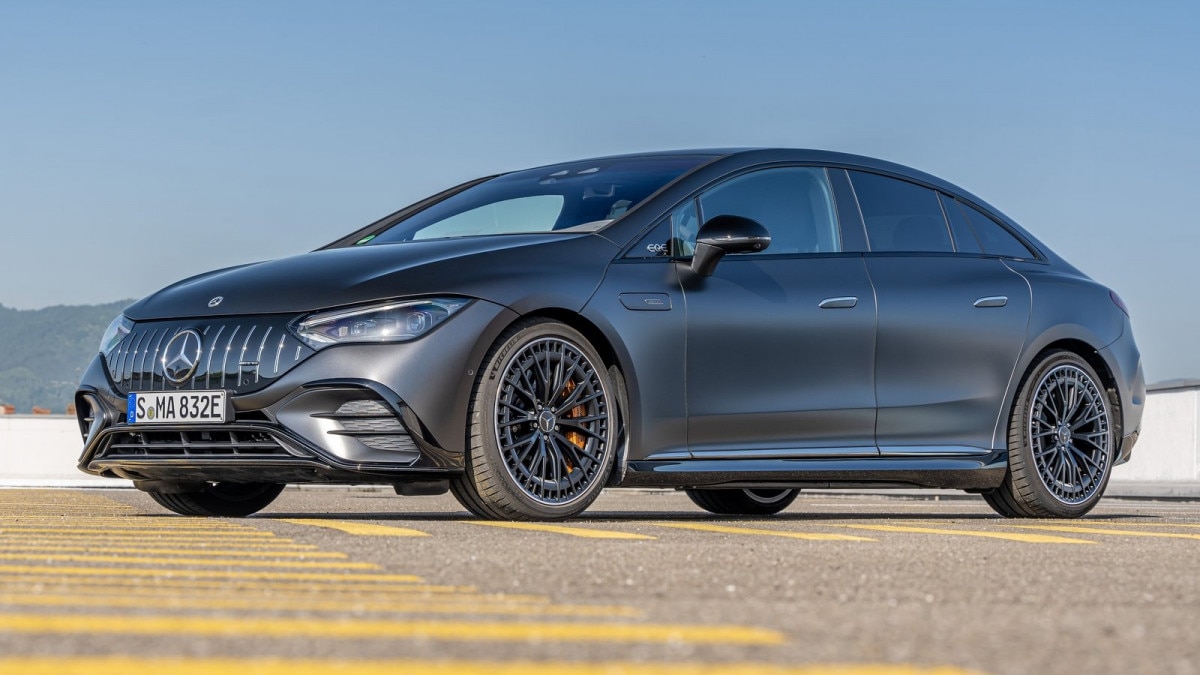 Anche Mercedes utilizzerà i caricabatterie Tesla