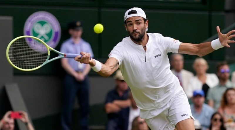 Wimbledon, Berrettini sconfitto in 4 set da Alcaraz: non riesce l’impresa, ma il romano è ritrovato