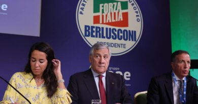 Il partito ridisegna la sua fisionomia. E va sciolto presto il nodo del simbolo