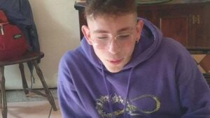 Thomas Bricca, arrestati padre e figlio per il 19enne ucciso ad Alatri. Nuovi elementi dall’analisi del suo cellulare