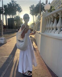 The Guest Edit: Elsa Hosk sui 10 articoli necessari per un’estate da cool girl