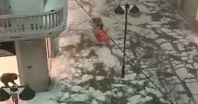 Il video del fiume di ghiaccio lungo le strade nel centro di Seregno, in Brianza, durante il temporale