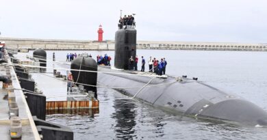 La Corea del Nord ha lanciato altri due missili balistici nel mare a largo della propria costa orientale in risposta all’arrivo di un sottomarino statunitense in Corea del Sud