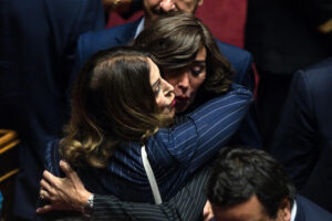 Santanchè, no alla sfiducia. Al Senato 111 voti contrari