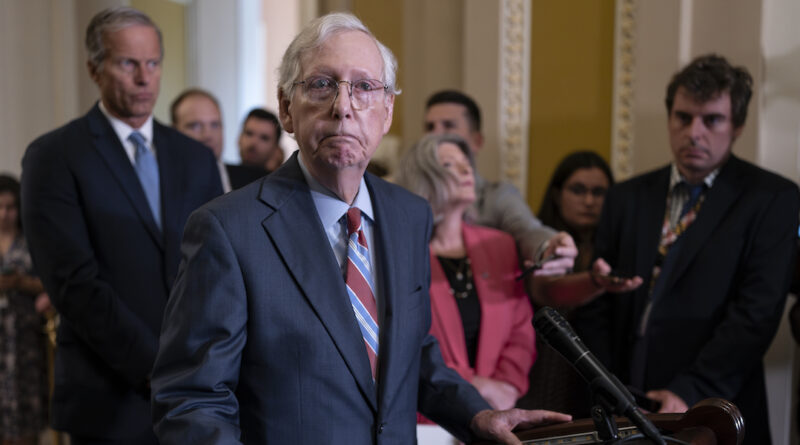 Mitch McConnell, il leader dei Repubblicani al Senato statunitense, ha avuto un apparente momento di afasia durante una conferenza stampa