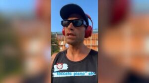 Lo chef Simone Rugiati e la tesi “complottista” sul clima: “Miscele spruzzate nell’aria” | Polemica sui social