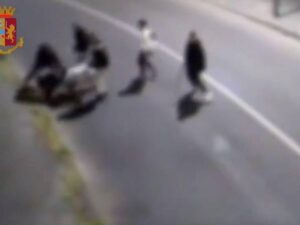 Ormai Milano è il far west: italiani, albanesi e magrebini con machete e pistole