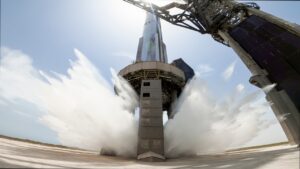 SpaceX mostra i test del deflettore di fiamma per Starship, in attesa del secondo lancio