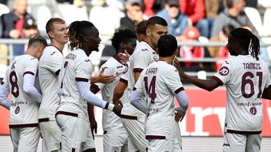 Torino sconfitto a Reims, bene Schuurs ma urgono Vlasic e Malinovskyi