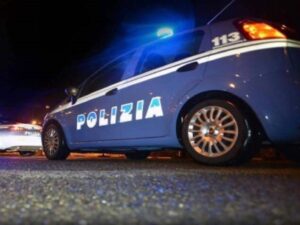 21enne pestata a sangue e stuprata da un africano: è caccia all’uomo a Rimini