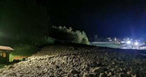 Frana in Valle d’Aosta, 600 persone isolate: interrotta la Strada regionale 28