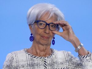 La Bce: “Patto di stabilità entro l’anno”