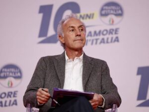 “Sorelle d’Italia”. Il solito fango di Travaglio su Giorgia e Arianna Meloni