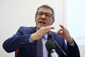 La Manovra parte da tagli. Landini, ‘Meloni ci chiami’