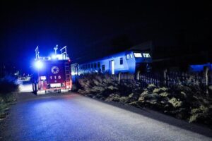 Treno investe e uccide cinque operai nel Torinese