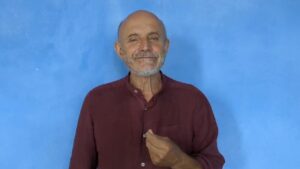 Giuseppe Cederna: “Ho sentito il canto di addio dell’ultimo ghiacciaio sulle Alpi Orobie”