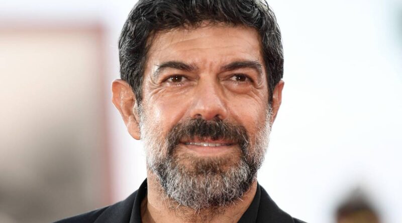 “È appropriazione culturale”. Ora Favino si riscopre sovranista di convenienza