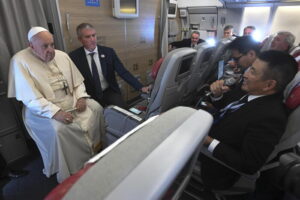 Papa Francesco: “Fare un viaggio non è più così facile