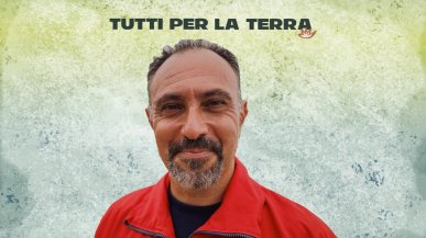 Il tenente colonnello Falcone, sub a caccia di reti fantasma