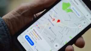 Arrivano le emoji per i luoghi salvati su Google Maps: come usarle