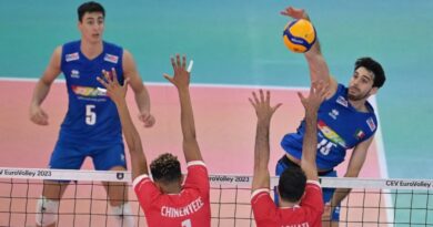 Europei di volley, l’Italia schiaccia la Francia e vola in finale per l’oro: sfiderà la Polonia
