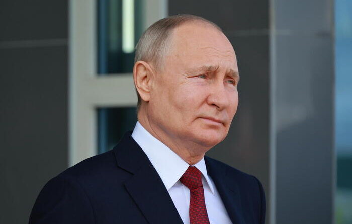 Putin: “se l’Ucraina vuole negoziare lo dica”