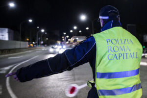Tredicenne ucciso in periferia Roma da una strada pirata