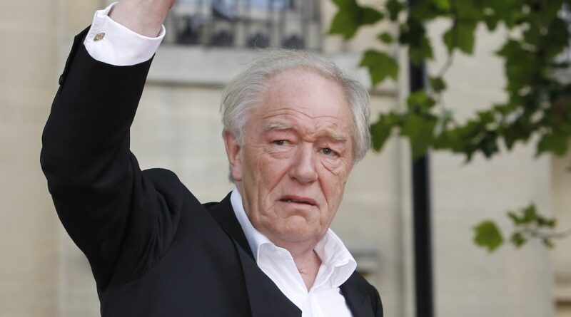 È morto a 82 anni l’attore irlandese Michael Gambon, che interpretò Albus Silente in sei film della saga di Harry Potter