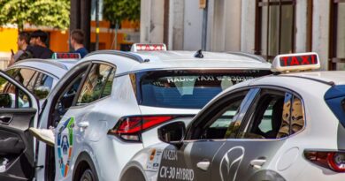 Taxi: è scontro fra governo e sindaci sulle licenze