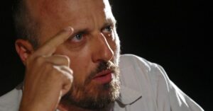 ‘Vajonts’, il 9 ottobre torna in scena il testo di Marco Paolini in 130 teatri. Alle 22,39 tutti fermi