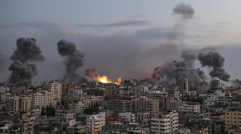 Israele – Hamas, le notizie di oggi. Scontri a fuoco al confine della Striscia di Gaza. “Trovati corpi di 1500 terroristi”. Usa: “No prove su coinvolgimento dell’Iran”