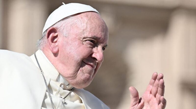 Papa Francesco ai giovani: lottate per il diritto allo studio di tutti