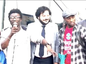 Migranti, Zaki in piazza contro il governo: marcia per dire “no” ai Cpr