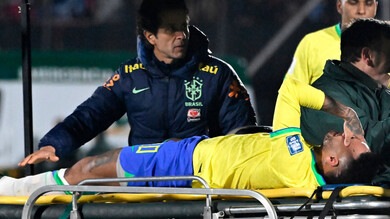 Neymar, l’esito degli esami: rottura del crociato anteriore