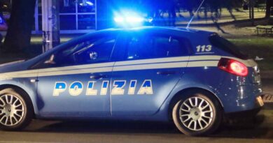 Paura a Roma, marocchino accoltella 32enne alla gola e lo riduce in fin di vita